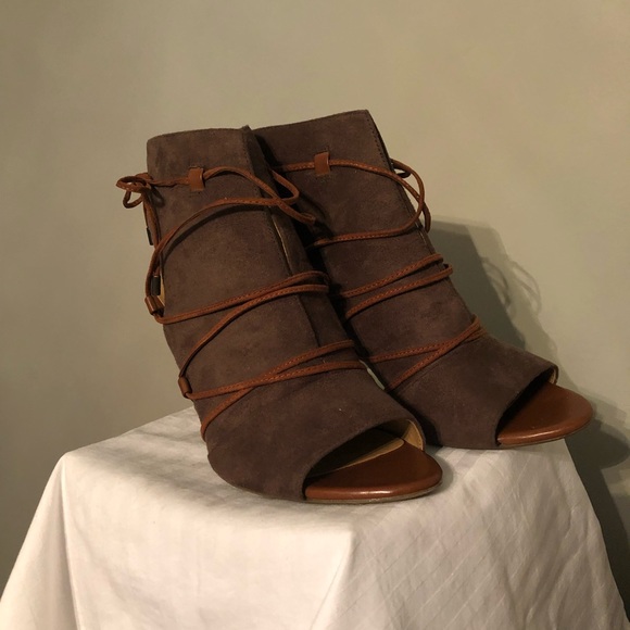 Samara Heels - Picture 6 of 6